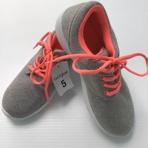 CAT & JACK Sneakers Gray and Beta lace up NWT women’s Size 5